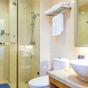 Superior King Suite